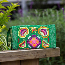 Load image into Gallery viewer, Women Ethnic Handmade Embroidered Wristlet Clutch Bag Vintage Purse Wallet